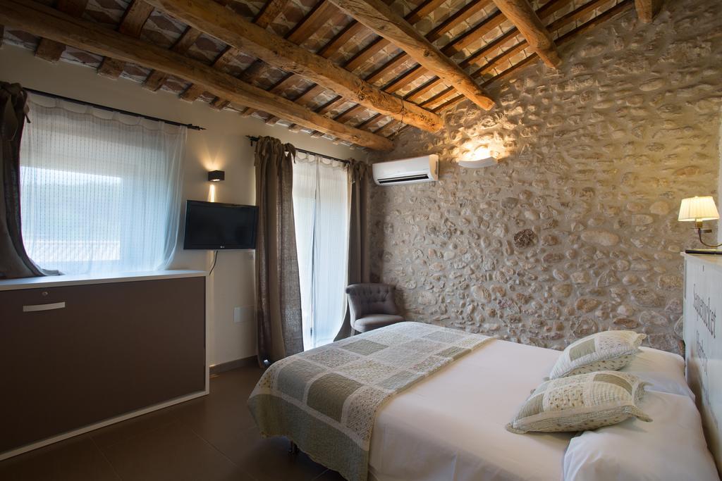 Cistella Can Clotas Hotel Masia מראה חיצוני תמונה